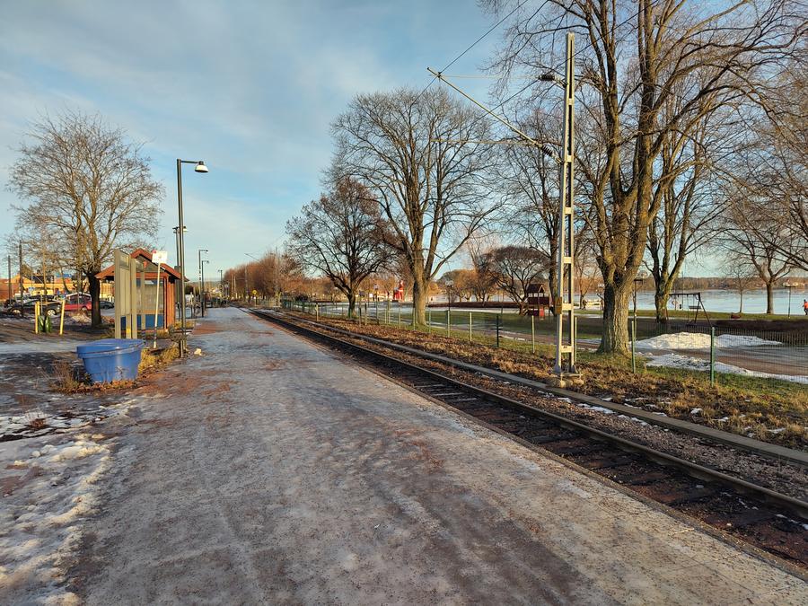 Station i vinterlandskap