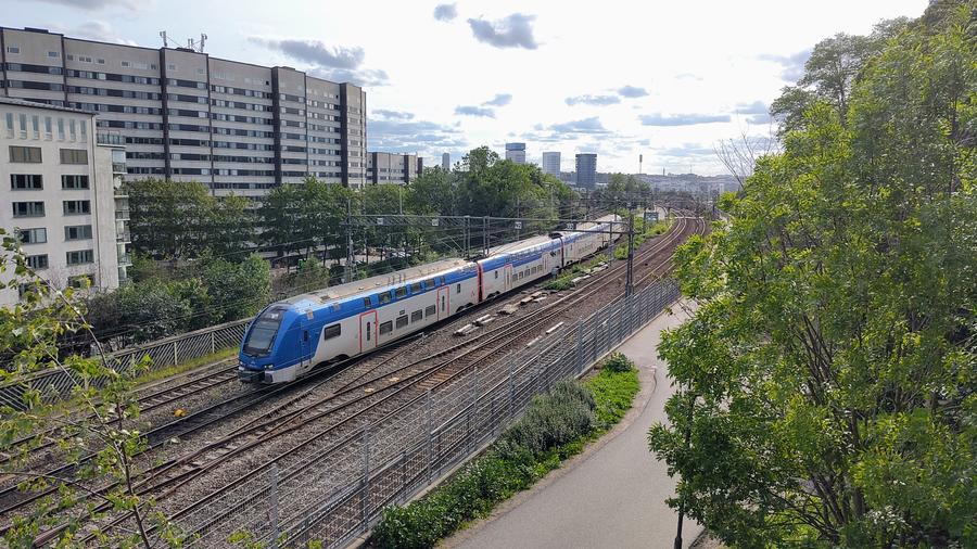 Mälardalståg vid Årstabroarna